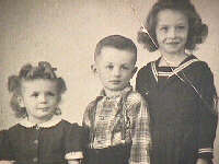 J3kids.jpg (6127 bytes)